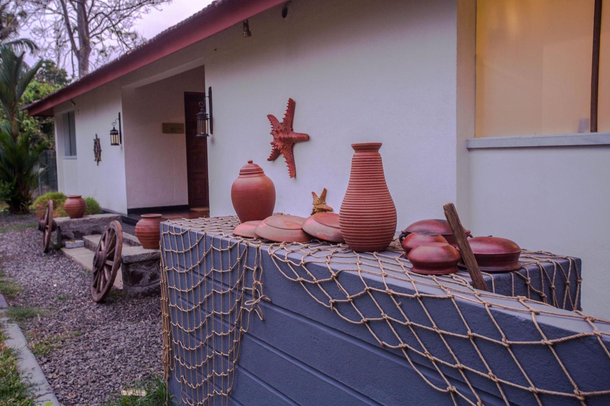 Baymaas Lake House Kochi ภายนอก รูปภาพ